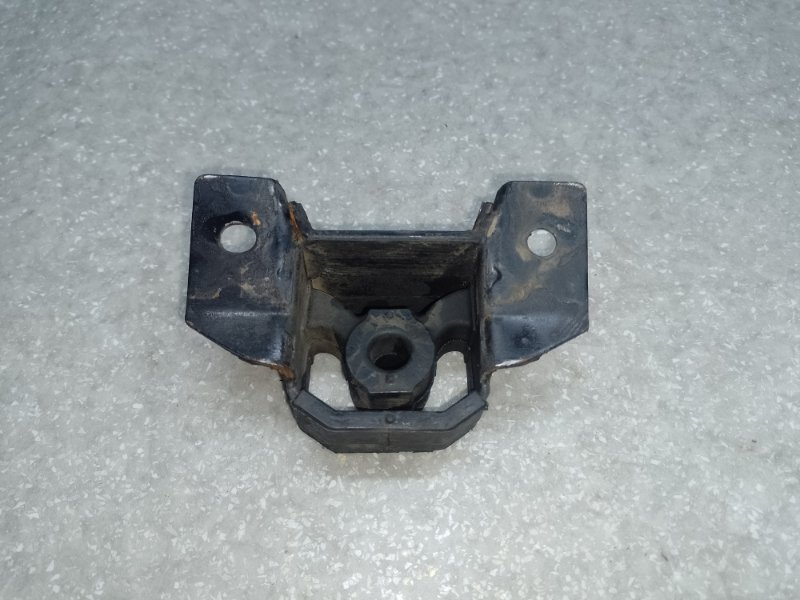 Крепление глушителя X-TRAIL T31 07-14