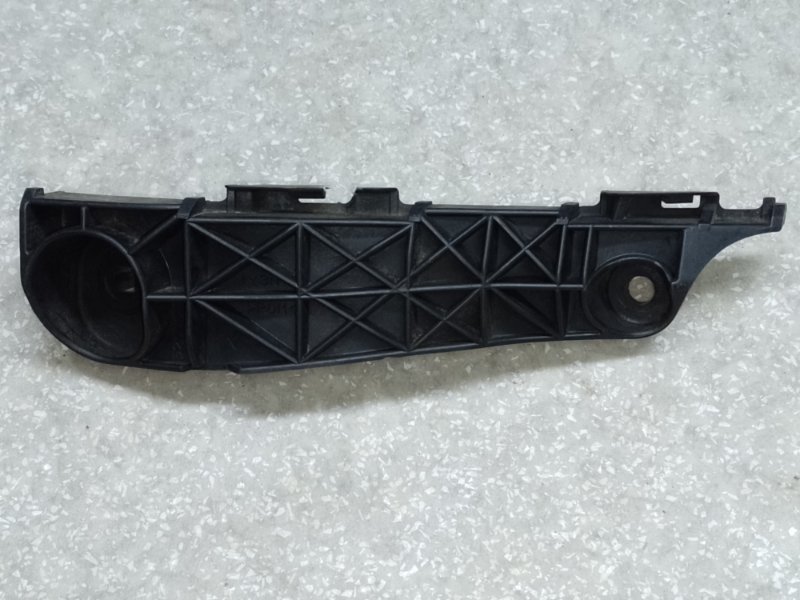 Запчасть кронштейн переднего бампера (на крыле) правый TOYOTA RAV4 05-12 52535-42020 Б/У Кронштейн переднего бампера (на крыле) правый TOYOTA RAV4 05-12 52535-42020 Б/У