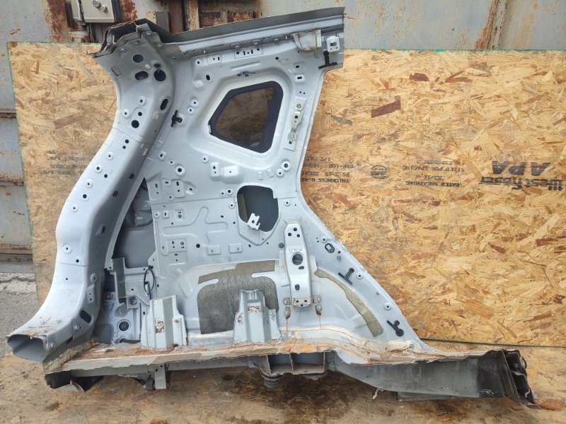 Четверть кузова задняя левый X-TRAIL/ROGUE T32 13-20 2016 2.5 QR25DE