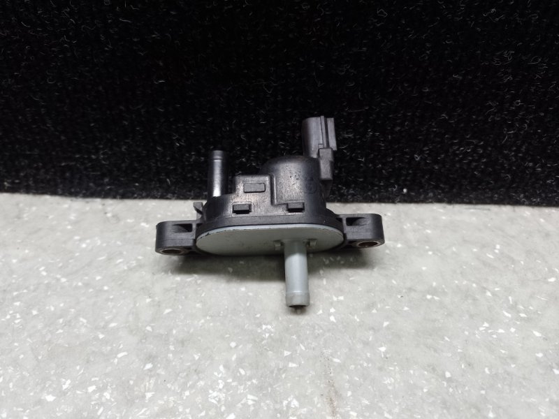 Клапан вентиляции топливного бака ACURA MDX (YD2) 06-13 3.7 Клапан вентиляции топливного бака ACURA MDX (YD2) 06-13 3.7