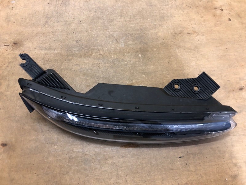 Дневной ходовой огонь правый KONA OS 17-23