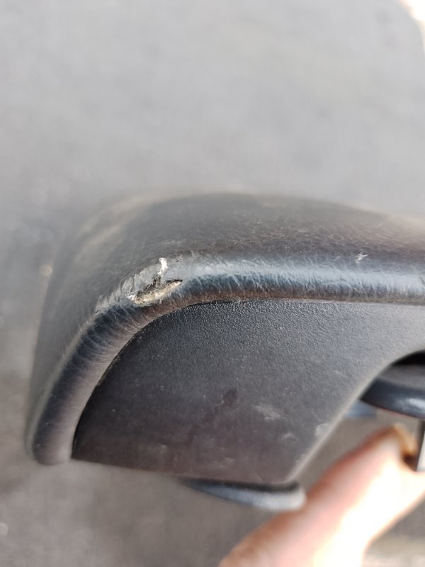 Подлокотник X-TRAIL/ROGUE T32 13-20 T32