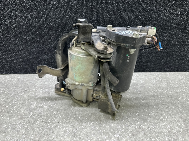 Компрессор пневмоподвески LEXUS GX470 02-09