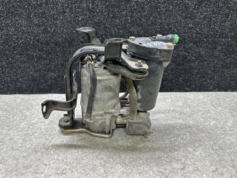 Компрессор пневмоподвески LEXUS GX470 02-09 48910-60020 Б/У