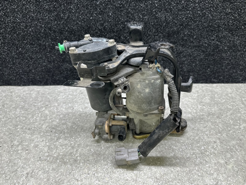 Компрессор пневмоподвески LEXUS GX470 02-09