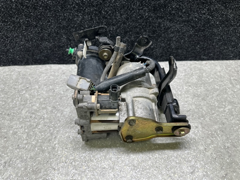 Компрессор пневмоподвески GX470 02-09