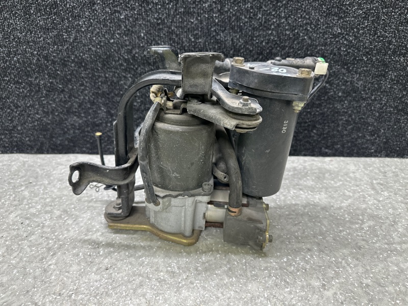 Компрессор пневмоподвески LEXUS GX470 02-09 48910-60020 Б/У