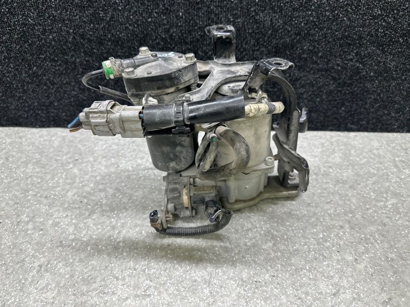 Компрессор пневмоподвески LEXUS GX470 02-09