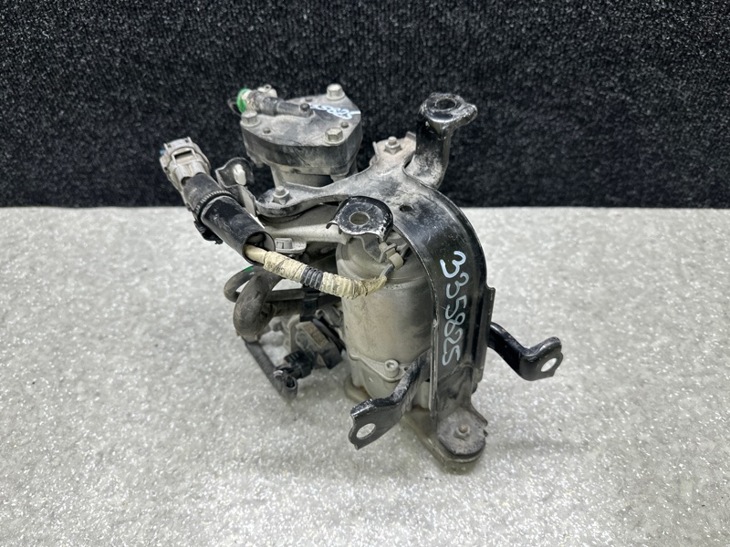 Компрессор пневмоподвески GX470 02-09