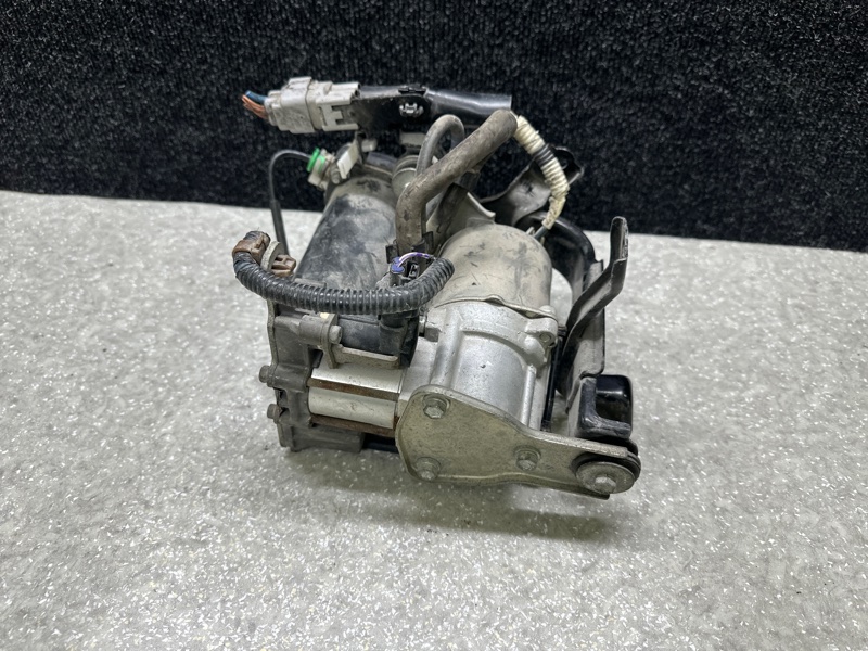 Компрессор пневмоподвески GX470 02-09