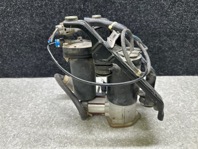 Компрессор пневмоподвески LS400 94-00