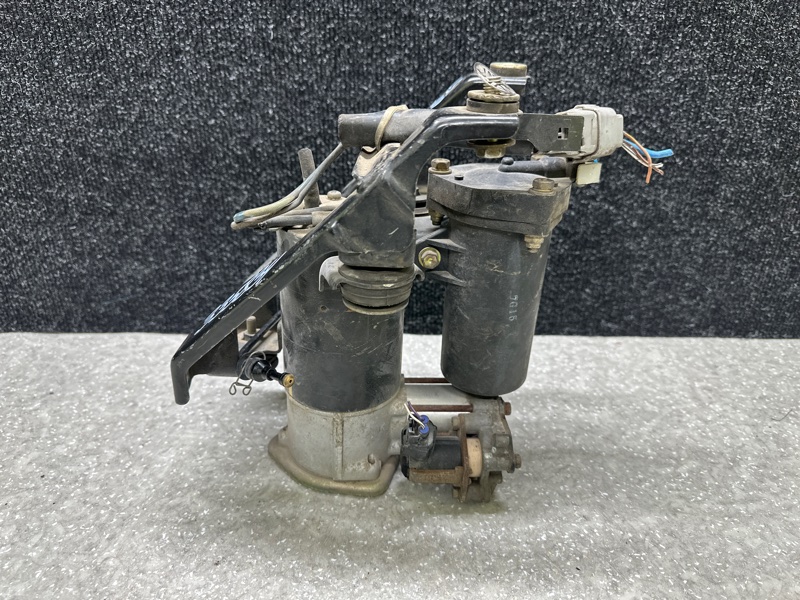 Компрессор пневмоподвески LEXUS LS400 94-00 48910-50030 Б/У