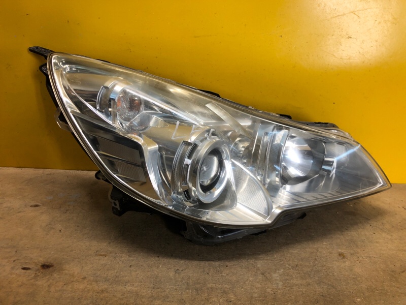 Фара правая SUBARU OUTBACK 09-14 BR 84001AJ101 Б/У