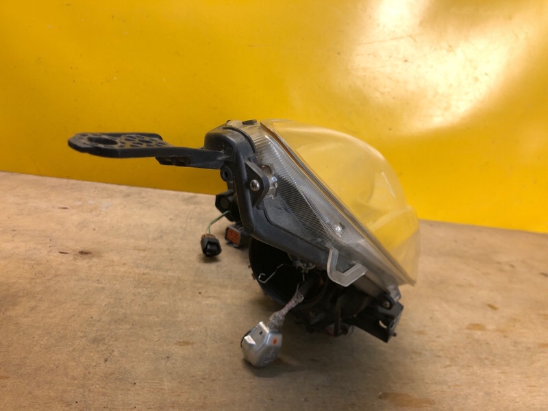 Фара правая OUTBACK 09-14 BR