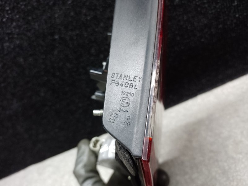 Фонарь внутренний левый HONDA CIVIC 4D 06-11