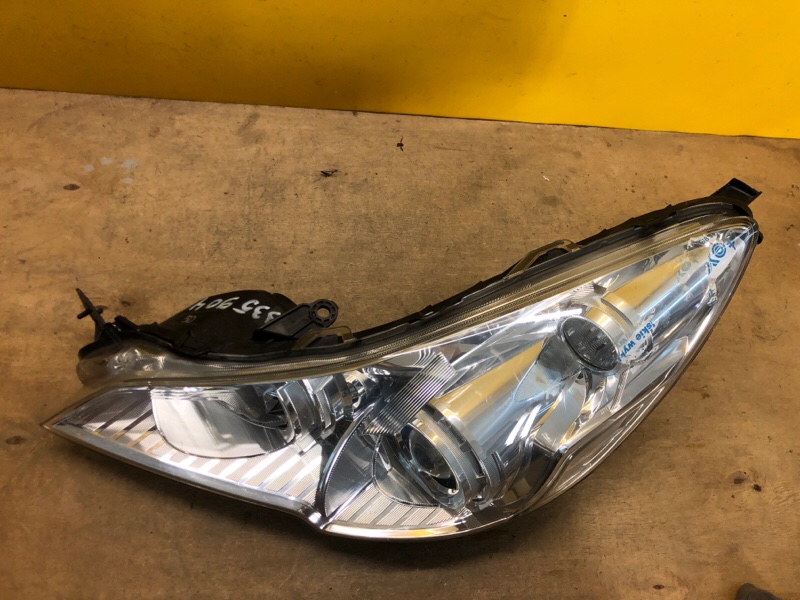 Фара левая OUTBACK 09-14 BR