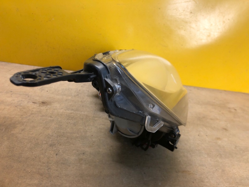 Фара правая OUTBACK 09-14 BR