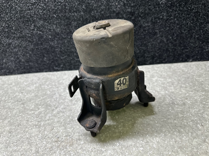 Подушка двигателя передняя CAMRY 40 06-11