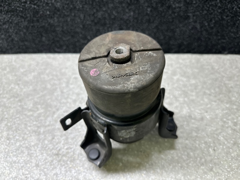 Подушка двигателя передняя TOYOTA CAMRY 40 06-11