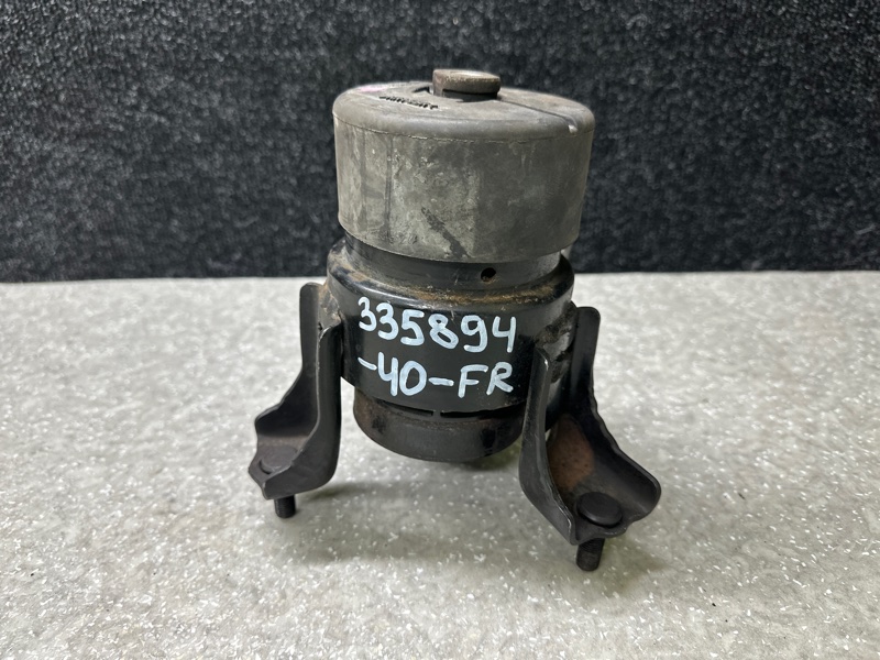 Подушка двигателя передняя TOYOTA CAMRY 40 06-11 12361-0H100 Б/У