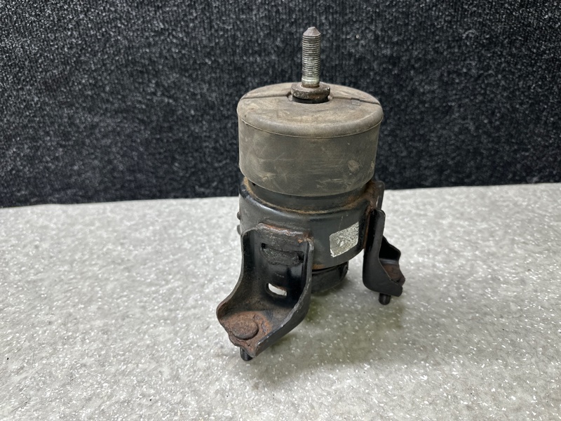 Подушка двигателя передняя CAMRY 40 06-11 Подушка двигателя передняя CAMRY 40 06-11