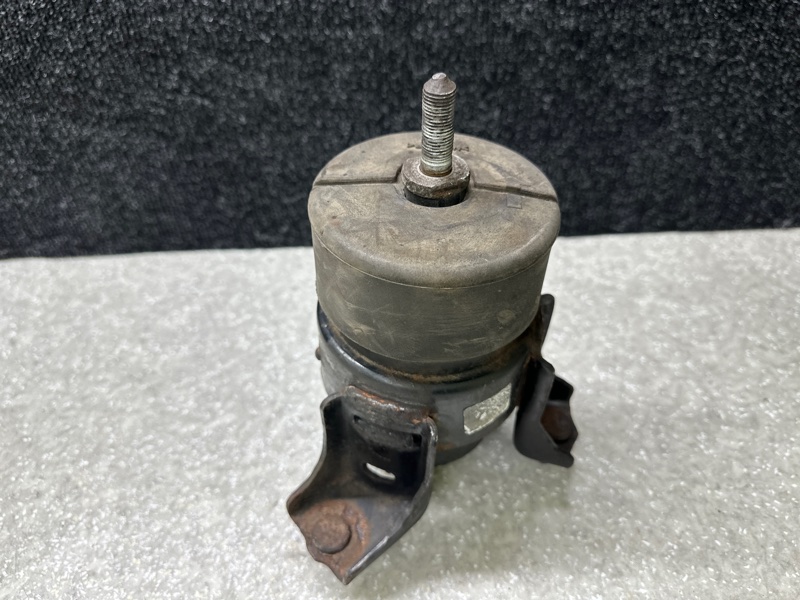 Подушка двигателя передняя TOYOTA CAMRY 40 06-11 Подушка двигателя передняя TOYOTA CAMRY 40 06-11