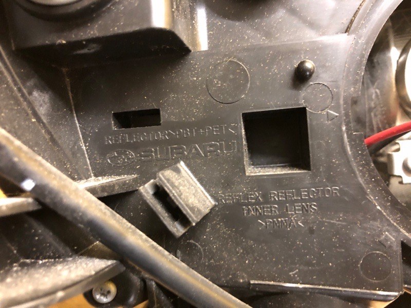 Фара левая FORESTER SH 07-12