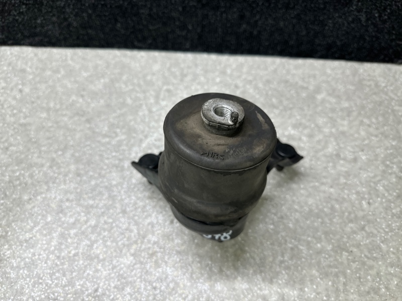 Подушка двигателя левая TOYOTA CAMRY 40 06-11
