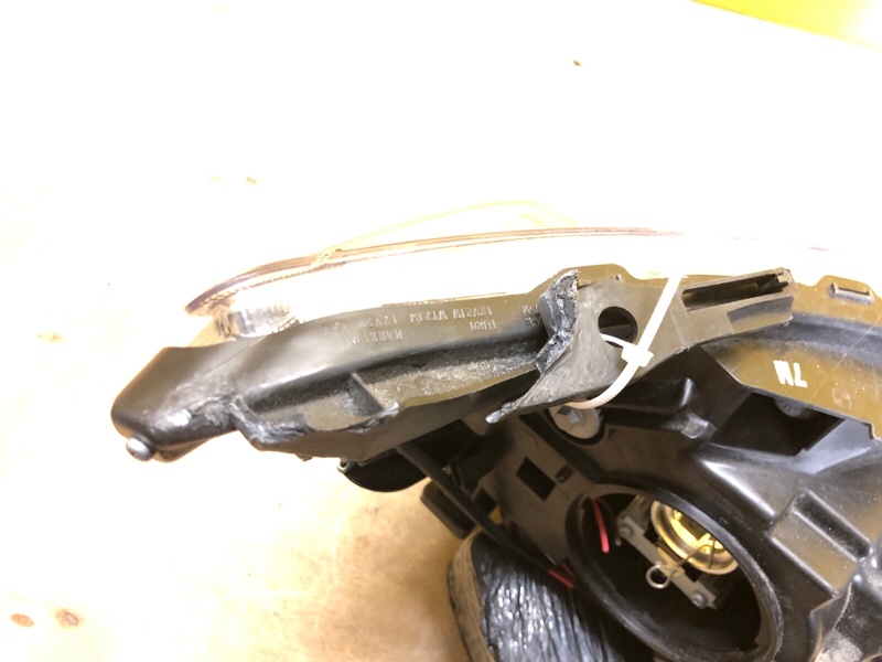 Фара левая FORESTER SH 07-12