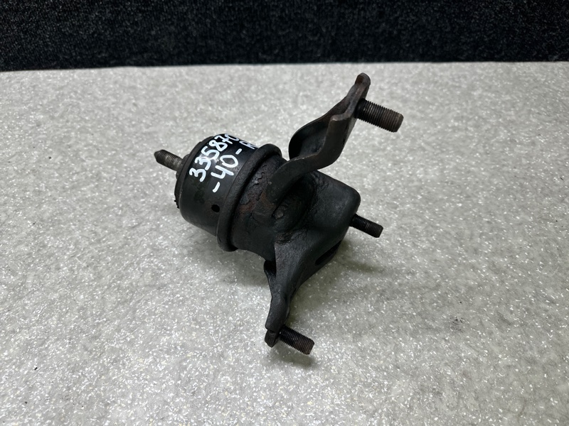 Подушка двигателя правая CAMRY 40 06-11 Подушка двигателя правая CAMRY 40 06-11