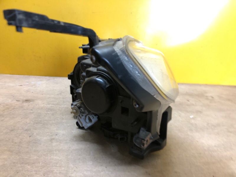 Фара правая FORESTER SH 07-12