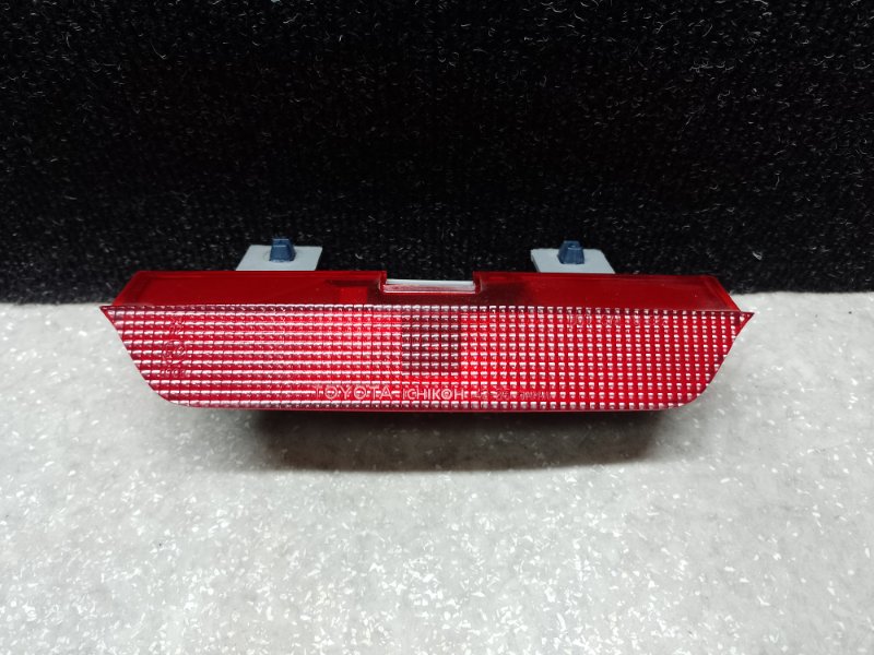Стоп-сигнал TOYOTA RAV4 00-05 81570-49015 Б/У