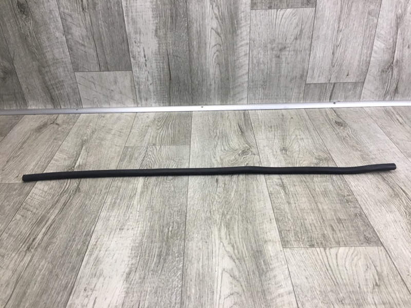 Уплотнитель капота DODGE JOURNEY 08-20 2013 JC 3.6 ERB 5076809AB Б/У