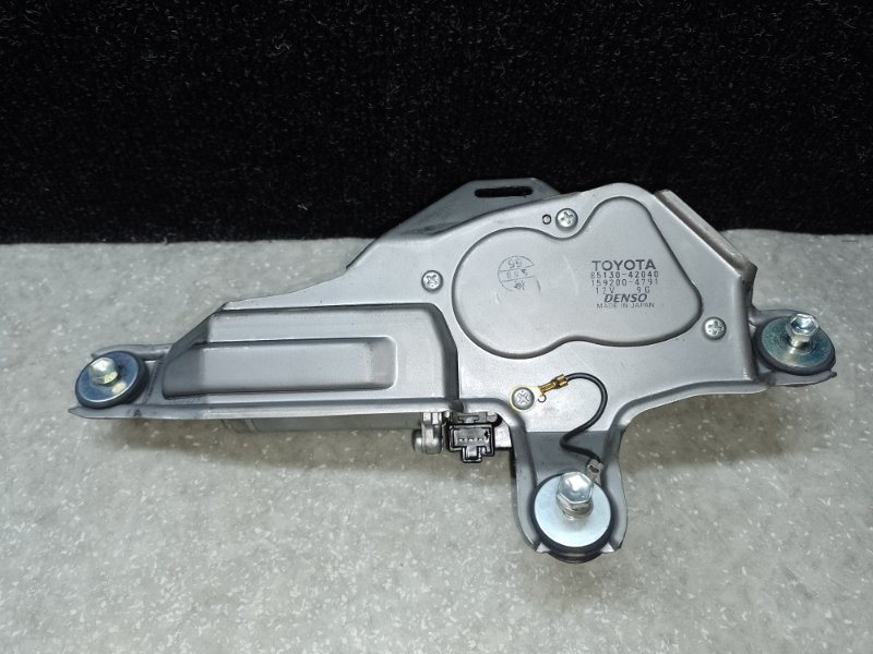 Моторчик стеклоочистителя задний RAV4 00-05