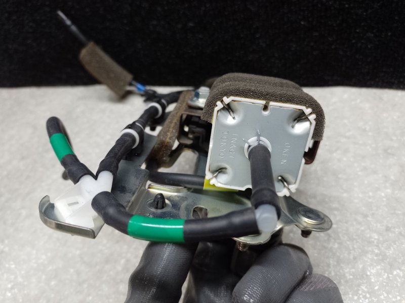 Насос омывателя стекла задний ALTIMA L33 12-18