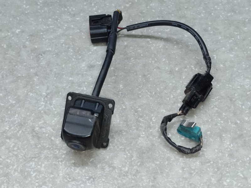 Камера заднего вида HYUNDAI SONATA LF 2014- 95760-C1100 Б/У