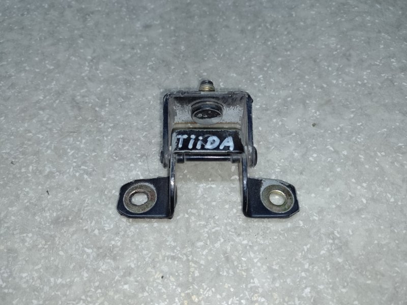 Петля крышки багажника TIIDA/VERSA C11 04-11