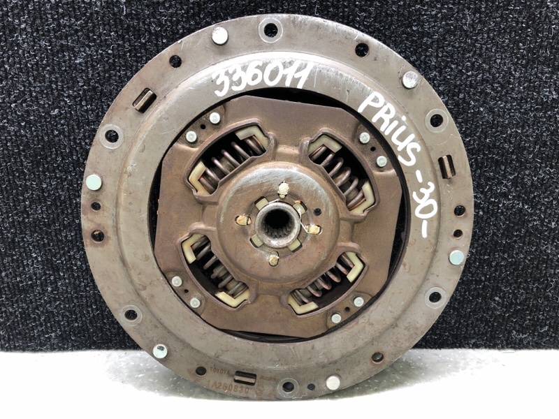 Диск сцепления TOYOTA PRIUS - 30 09-17 1.8 2ZR-FXE 31270-47060 Б/У
