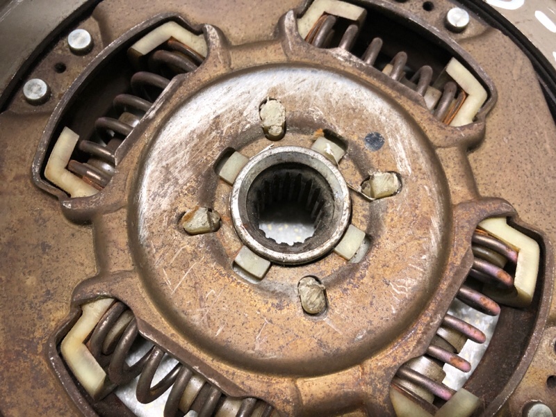 Диск сцепления PRIUS - 30 09-17 1.8 2ZR-FXE