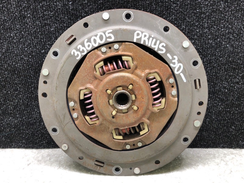Диск сцепления TOYOTA PRIUS - 30 09-17 1.8 2ZR-FXE 31270-47060 Б/У