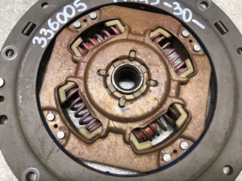 Диск сцепления PRIUS - 30 09-17 1.8 2ZR-FXE