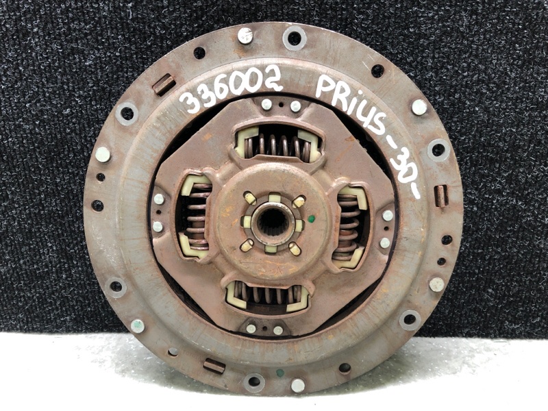 Запчасть диск сцепления TOYOTA PRIUS - 30 09-17 1.8 2ZR-FXE 31270-47060 Б/У Диск сцепления TOYOTA PRIUS - 30 09-17 1.8 2ZR-FXE 31270-47060 Б/У