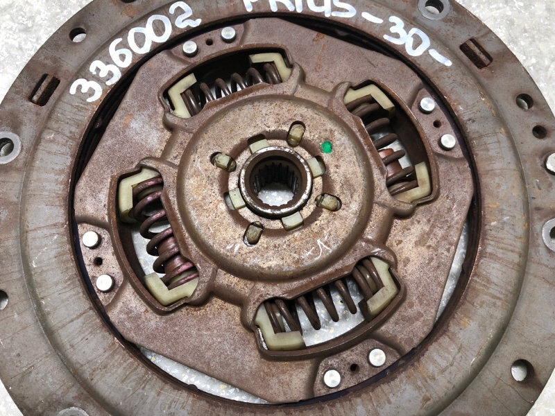 Диск сцепления PRIUS - 30 09-17 1.8 2ZR-FXE Диск сцепления PRIUS - 30 09-17 1.8 2ZR-FXE