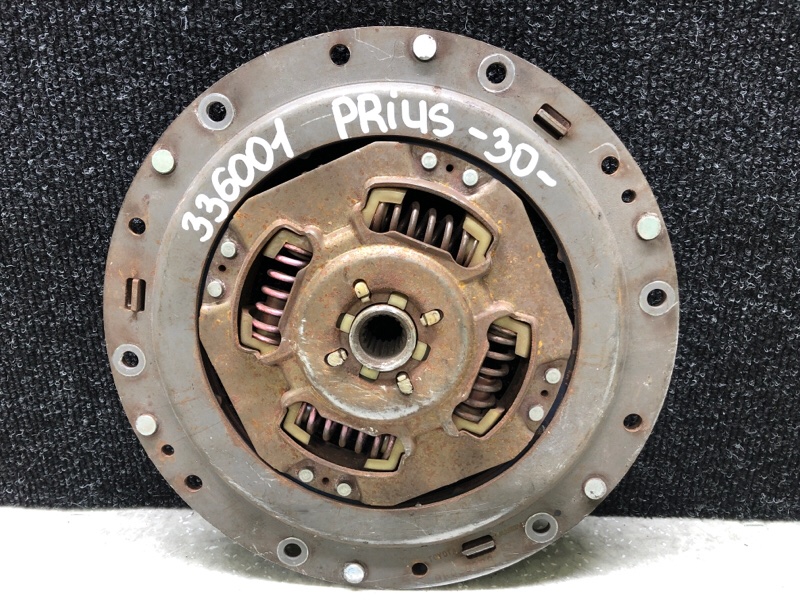Диск сцепления TOYOTA PRIUS - 30 09-17 1.8 2ZR-FXE 31270-47060 Б/У