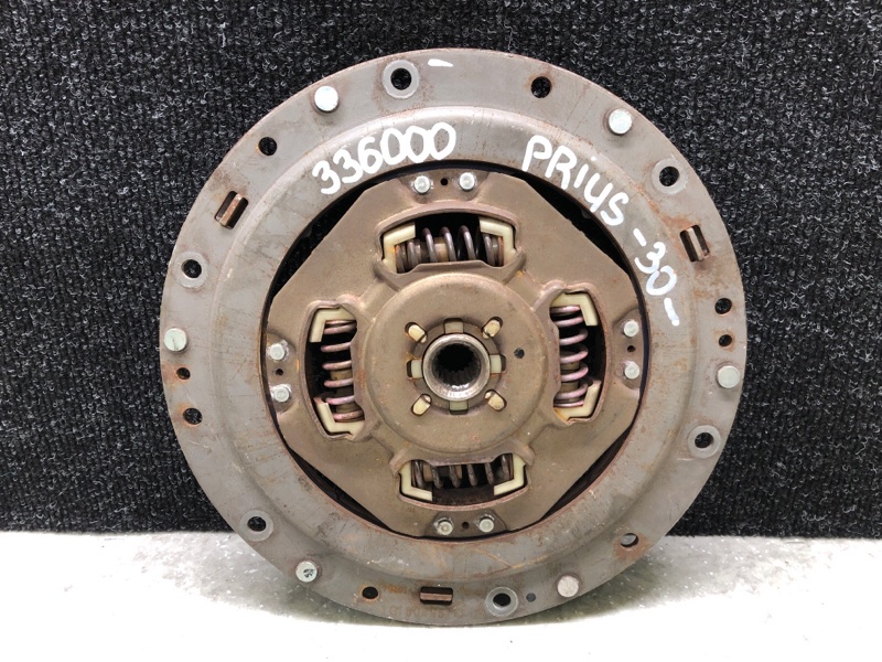 Запчасть диск сцепления TOYOTA PRIUS - 30 09-17 1.8 2ZR-FXE 31270-47060 Б/У Диск сцепления TOYOTA PRIUS - 30 09-17 1.8 2ZR-FXE 31270-47060 Б/У