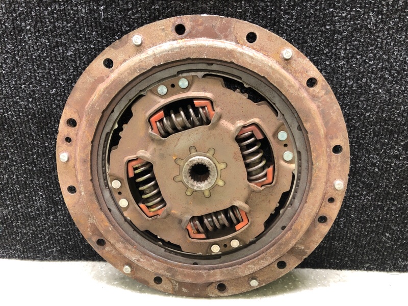 Диск сцепления PRIUS - 30 09-17 1.8 2ZR-FXE