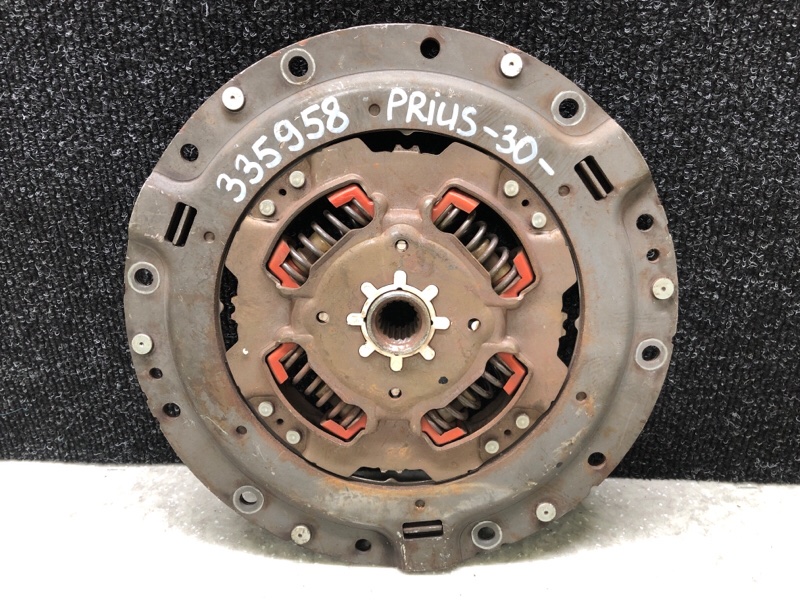 Запчасть диск сцепления TOYOTA PRIUS - 30 09-17 1.8 2ZR-FXE 31270-47060 Б/У Диск сцепления TOYOTA PRIUS - 30 09-17 1.8 2ZR-FXE 31270-47060 Б/У