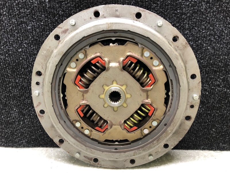 Диск сцепления PRIUS - 30 09-17 1.8 2ZR-FXE Диск сцепления PRIUS - 30 09-17 1.8 2ZR-FXE