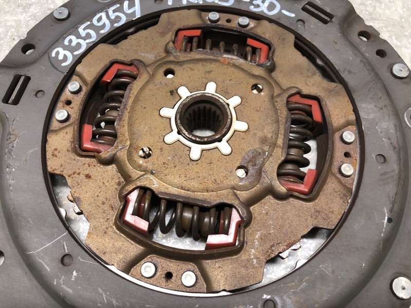 Диск сцепления PRIUS - 30 09-17 1.8 2ZR-FXE