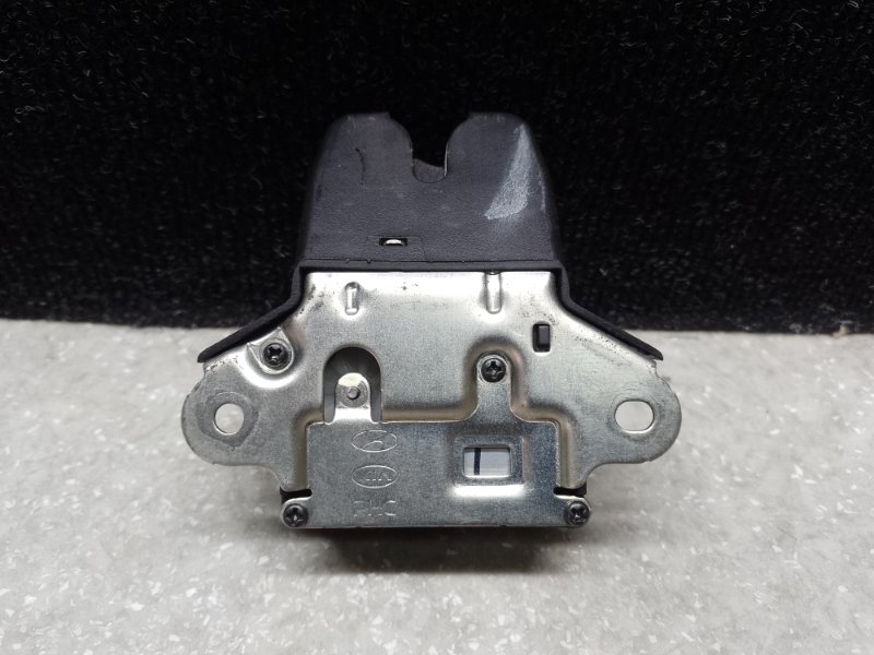 Замок крышки багажника GENESIS COUPE 09-16